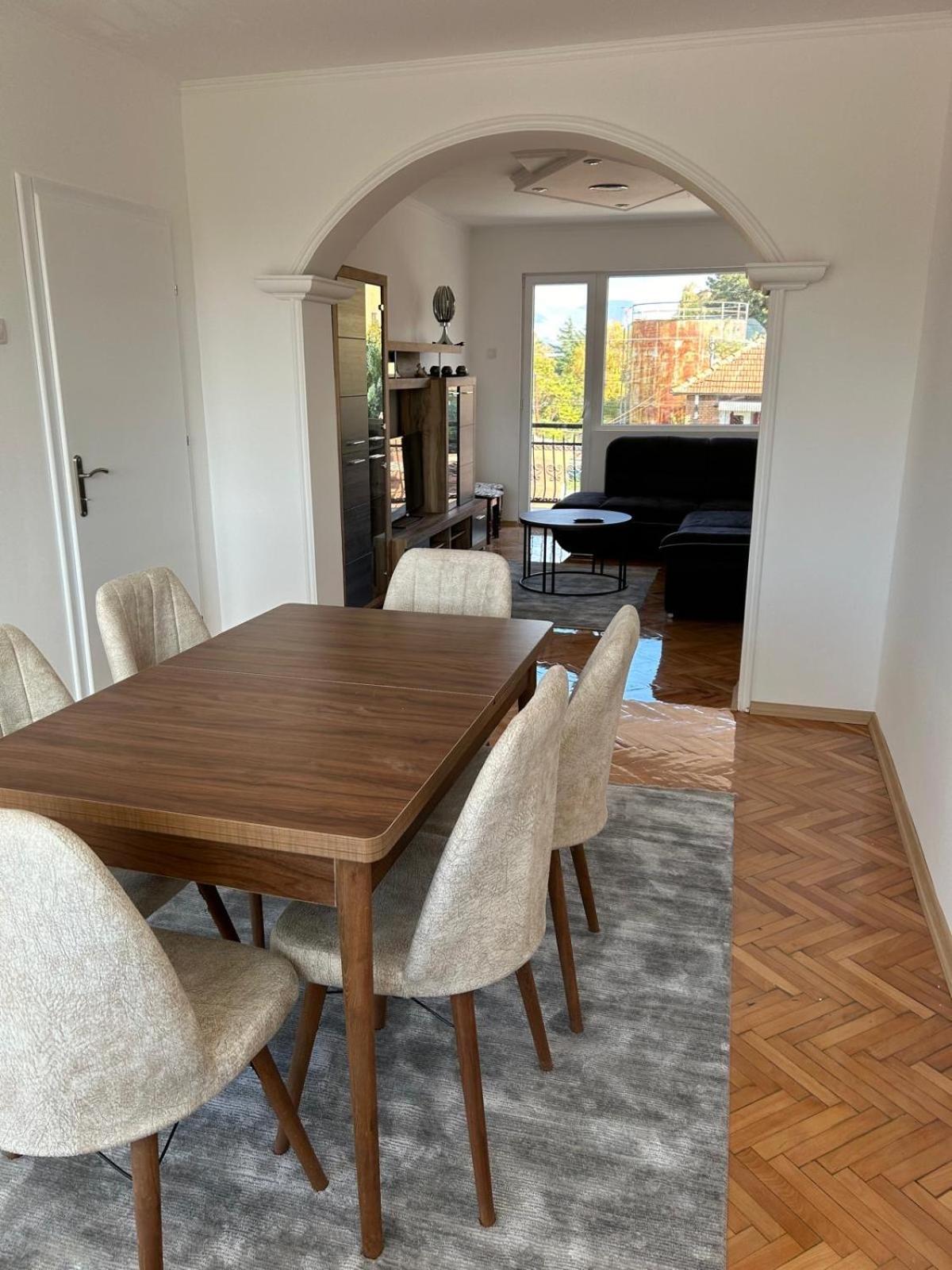 Mila Apartment *